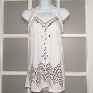 NO BOUNDARIES TANK TOP